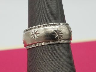 Uncas Vintage Sterling Silver Ring Band Starburst Size 6