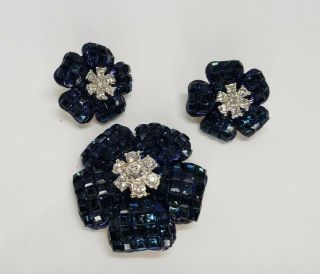 Vintage Blue White Rhinestones Clip On Earrings And Matching Brooch