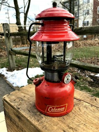 1952 Coleman Sunshine Of The Night Red Single Mantle Model 200a W/h Org.  Globe