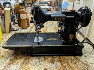 Authentique Antique Vintage Singer 221k Featherweight Sewing Machine