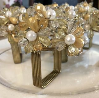 Vintage 6 Napkin Rings Acrylic Tones Gold/Yellow White Flower Beads Gold Wire 3