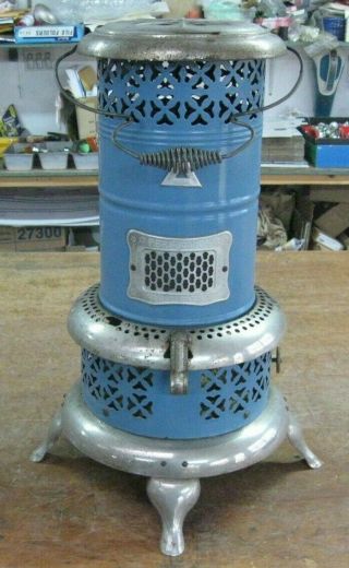 Antique Perfection Oil Heater Burns Kerosene Too Model 1630 Blue Porcelain