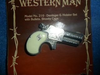 NOS Vintage Western Man Derringer & Holster Set Cap Gun MIP Model 210 3