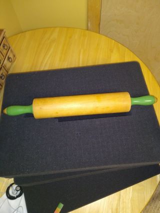 Vintage 1940s Munising Signed 17 1/2 " Green Smooth Handled Maple Rolling Pin Euc
