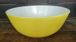 Vintage Pyrex 4 Quart Mixing Bowl 404 Yellow