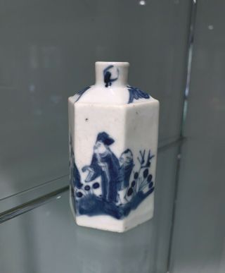 Large 19th Century Chinese Porcelain Snuff Bottle