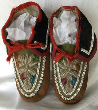 Antique Native American Iroquois Beaded Leather Moccasins