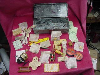 Vintage Plastic Tackle Box And Contents,  Lures,  Line,  Hooks,  Sinkers,  Floats Jig