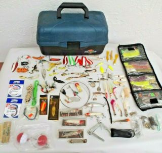 Vintage Fishing Tackle Box Full Of Old Lures Heddon Hula Poppers Teanyr Gibbs