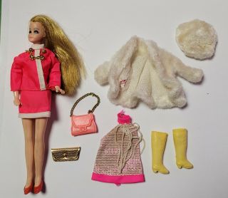 Vintage Dawn Doll With Clothes And Accessories 1