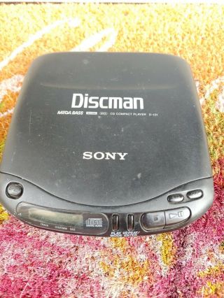 Vintage Sony Discman Mega Bass D - 131.