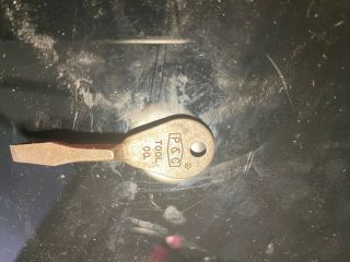 Vintage P&c Tool Company Keyring Flathead Screwdriver Made In The Usa