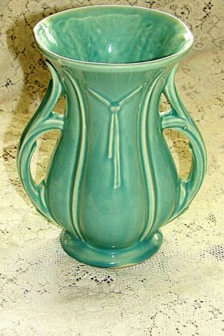 Vintage Signed Mccoy Usa Green Vase,  8 1/4 " Hi,  Double Handled,  Tassel Tie