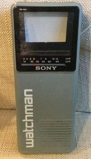 Vintage 1986 Sony Watchman Model Fd - 10a Black & White Tv -