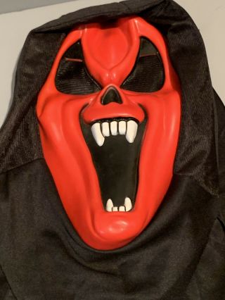 Vtg Fun World Div.  Red Vampire Mask Easter Unlimited Ghost Face Scream Hooded