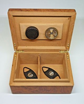 Cigar Travel Humidor,  Wooden,  With Humidifier & Hygrometer& 2 Cutters (005)