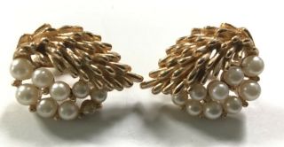 Signed Crown Trifari Vintage Pearl Gold Tone Flower Leaf Clip Earrings