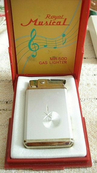Royal Wind Up Musical Gas Lighter Mr - 500 Silver Tone Vintage Box