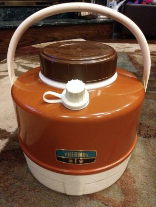 Vintage Thermos 1 Gallon Brown & White Water Picnic Jug Hot /cold Camping Cooler