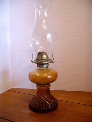 Vintage Amber Swirl Glass Oil Lamp P&a Dorset Thomaston Usa 18 " Tall