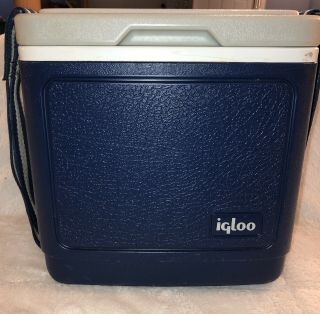 Vintage Igloo Tag Along 8 Cooler