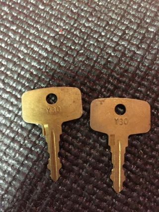 Two Vintage Snap On Toolbox Lock Key Y30