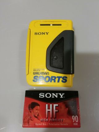 Vintage Sony Wm - Af54 Walkman Sports Radio Cassette Player