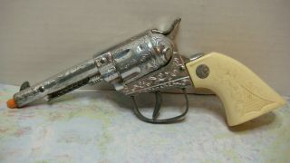 Vintage Toy Cap Gun Pistol Indian Head Six Shooter Die Cast Plastic