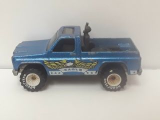 Vintage Hot Wheels 1977 Chevy Pick - Up Truck Eagle 4x4 Real Riders White Rims