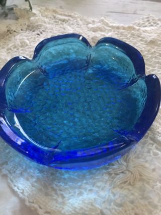 Vintage 1950s Aqua Blue Glass Pebbled Ashtray Trinket Dish Bubble Bottom Mcm 6”
