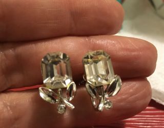 Vintage Signed Lisner Earrings With Clear Crystals,  Silver Tone.  Screw On.