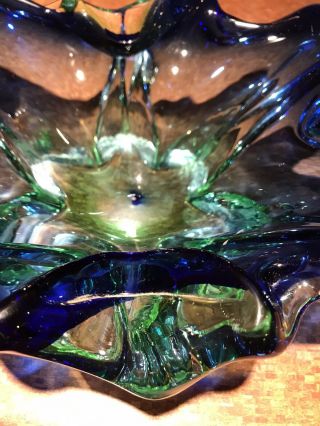 VIntage Mid Century Modern Cobalt Blue Green Art Glass Ashtray 9” Ruffled Retro 3
