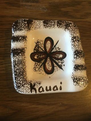Vintage Ceramic Pottery Ashtray Hand Painted Souvenir Of Kauai Hawaii 3 - 1/2 "