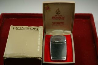 Vintage Butane Ronson Varaflame Windproof Lighter Black With Chrome Trim