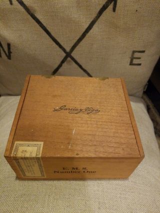 Vintage Garcia Y Vega Tampa Florida Cigars Box Tp - 17