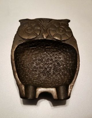 Vintage Small Cast Iron Metal Owl Cigarette Ashtray Coin Dish