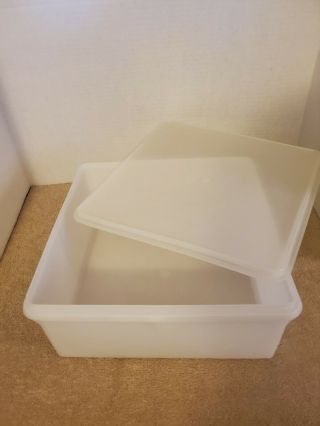Vintage Tupperware Sheer 12.  5 X 12.  5 X 5 Square Keeper 166 Large 36 Cups
