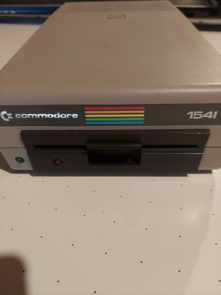Vintage Commodore 1541 5.  25 " Floppy Disk Drive Powers On