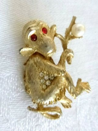 Vintage Hattie Carnegie Monkey Pin Brooch Gold Plated Rhinestones Sim Pearl