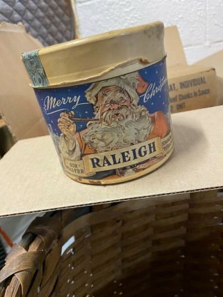 Sir Walter Raleigh Christmas Edition 10 oz round Cardboard Tobacco Box 2