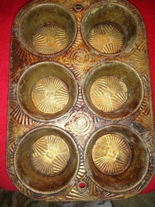 Vintage Cupcake Pan With Crown In Center Of Each Cup.  Tote V