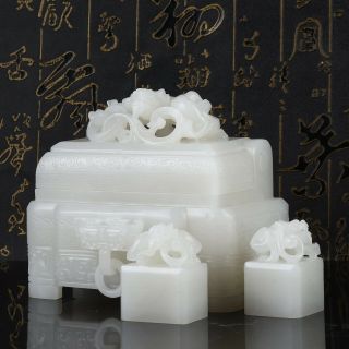 Antique Chinese Hetian Jade Carving Dragon Statue Seal And Jade Box Set