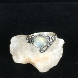Vintage Sterling Silver Old Pawn Ring Size 7 White Cloudy Stone Ornate Scroll