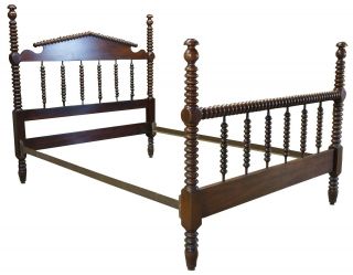 Antique American Walnut Jenny Lind Style Federal Spool Full Size Post Bed