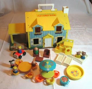 1969 Vtg Fisher Price Little People Play Family House 952 W/ People & Furniture