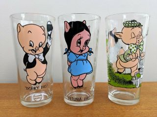 Vintage Pepsi Collector Series - Porky Pig Petunia Pig - 1973 1976 - Warner Bros