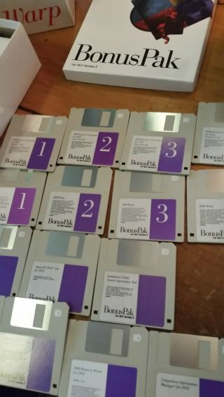 Vintage computer software disks IBM OS/2 WARP Version 3.  0 with BonusPak 3
