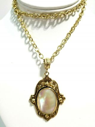 Whiting And Davis Vintage Large Mother Of Pearl Pendant Necklace