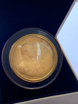 A rare and Important Circa 1810 Gilt Bronze Cameo in an ebonized small box 3