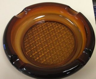Vintage Amber Glass Ashtray 8” Round Mid Century Modern Cigar Waffle Bottom